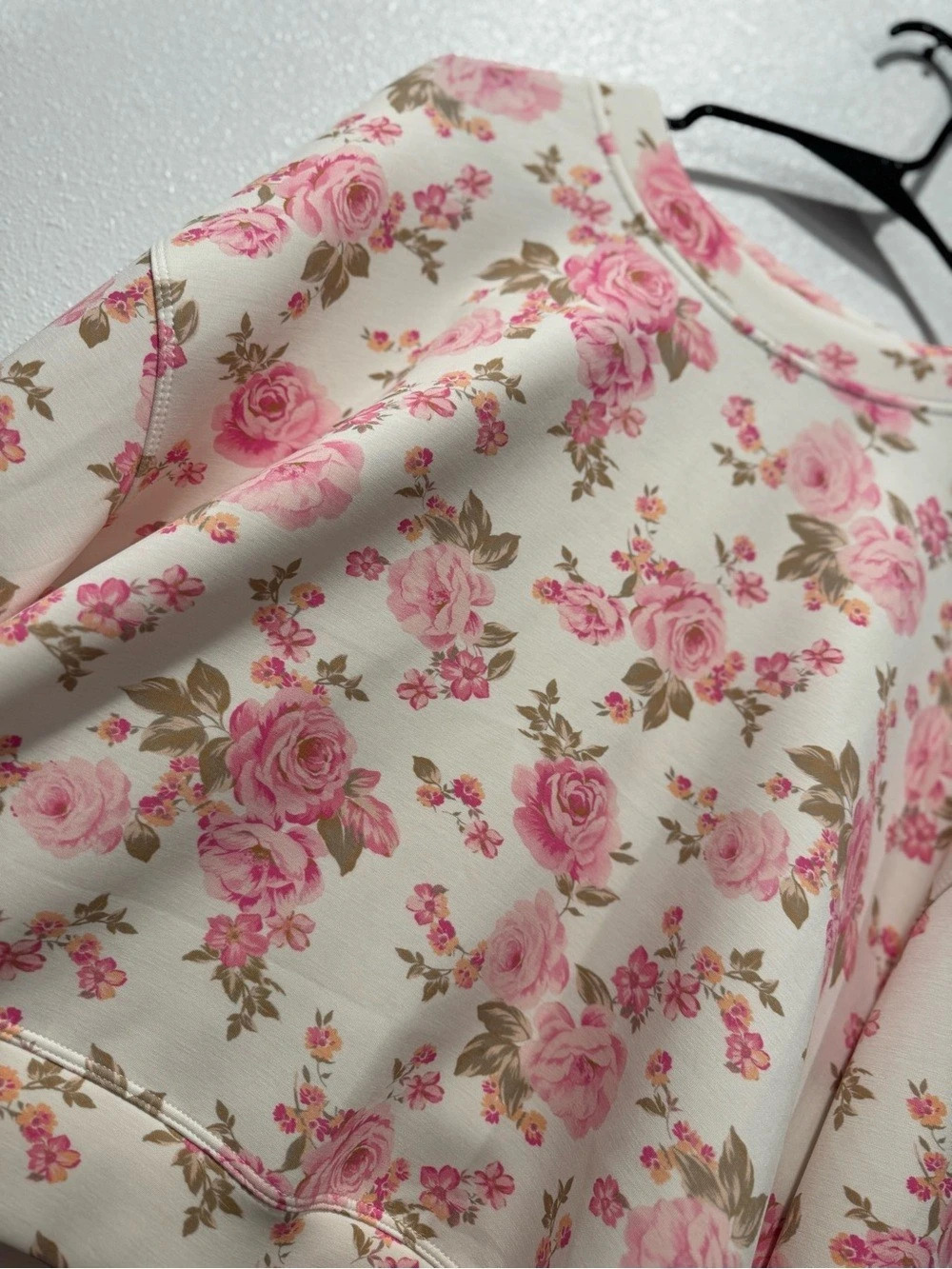 AS Revival Floral Supersoft Crew Pullover Sweatshirt M NWOT - Picture 4 of 6